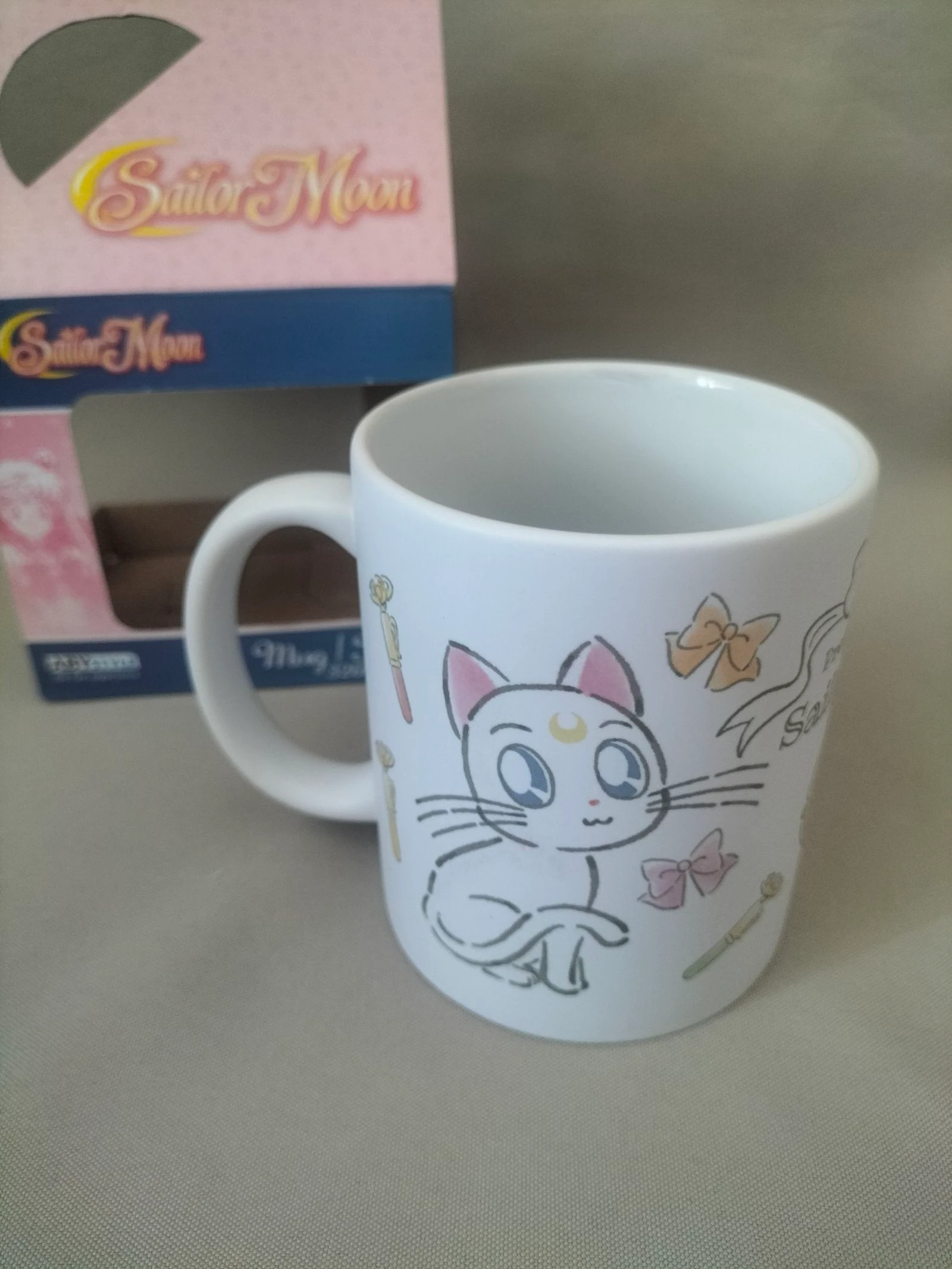 Sailor Moon Mug 320 ml | Manga | New | Luna & Artemis Chibi – photo 2